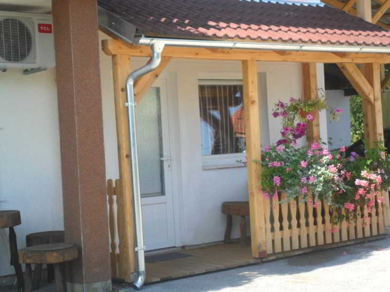 Guesthouse Sara Grabovac Kültér fotó