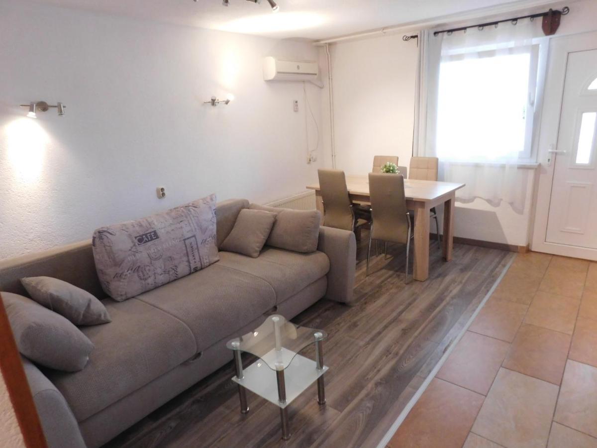 Guesthouse Sara Grabovac Kültér fotó